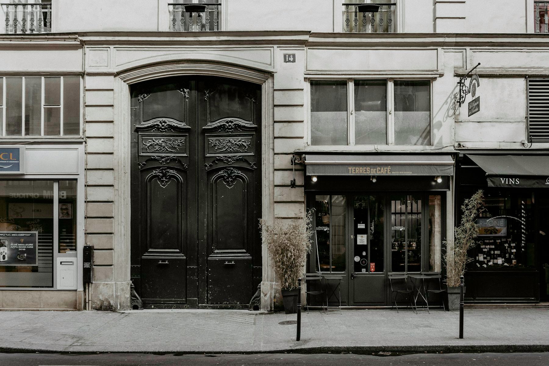 Apple & Ivey Paris — Le Marais