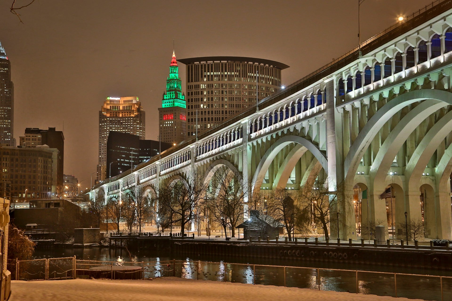 Cleveland Public Square Branch